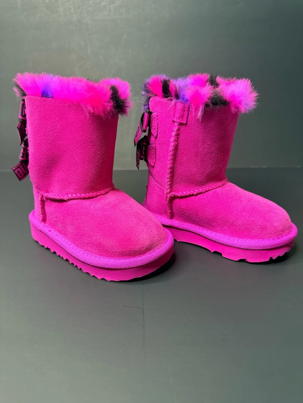 UGG Bailey Bow Plaid Punk Boots Rock Rose Pink Girls Size 6.5 1134930T